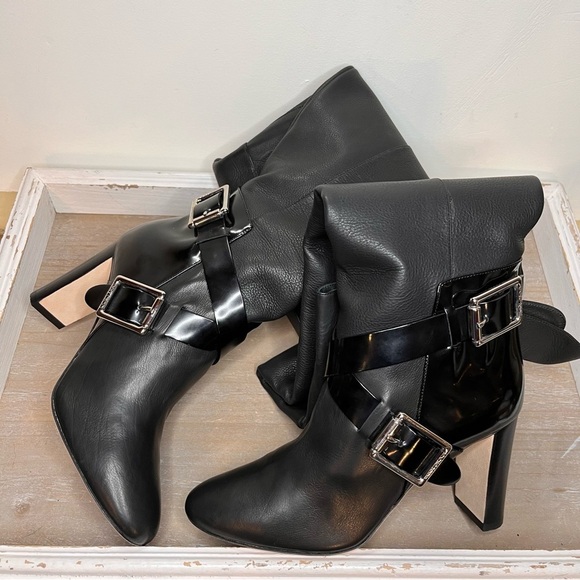 Jimmy Choo Doma Knee High Buckle & Strap Detail Black Boots Size EU 35/US 5 NWOT - Picture 14 of 15